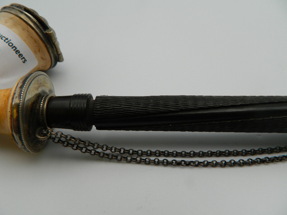 A 19th century horn and Meerschaum pipe, together with another. The former 34 cm long. - Image 7 of 14