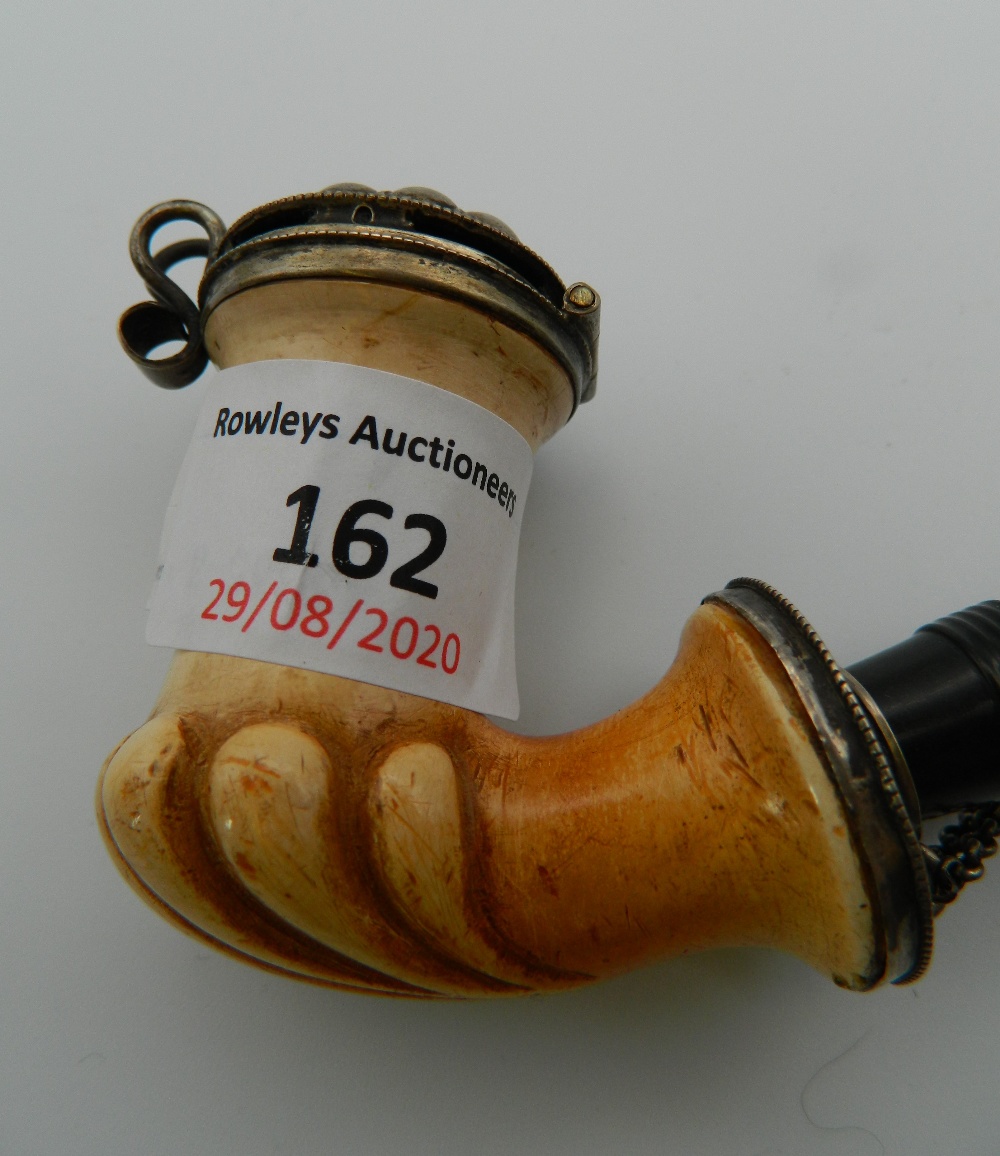 A 19th century horn and Meerschaum pipe, together with another. The former 34 cm long. - Image 5 of 14