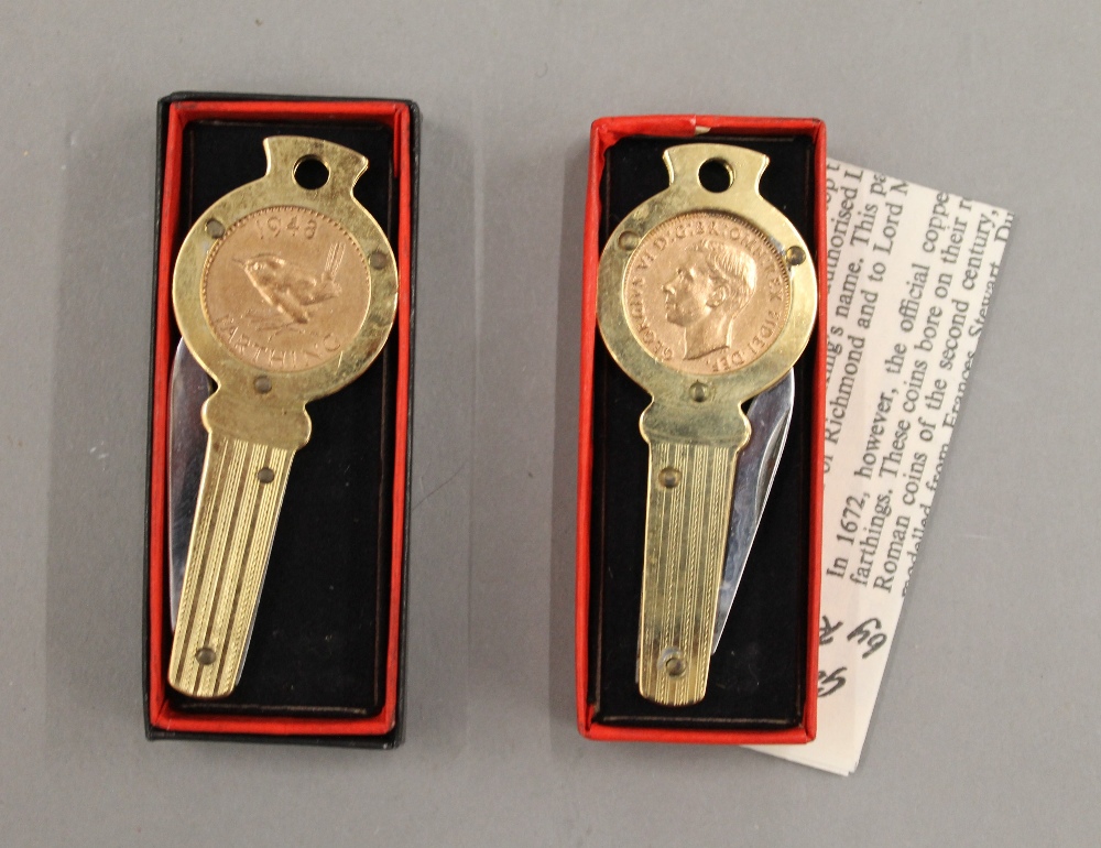 Twelve 1960s Joseph Richards (Sheffield) mint and boxed 'Genuine Lucky Farthing' penknives with - Image 2 of 2