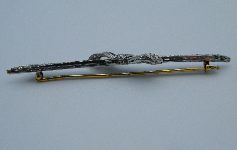 An Edwardian platinum diamond and sapphire bow brooch with an 18 ct gold pin. - Image 7 of 9