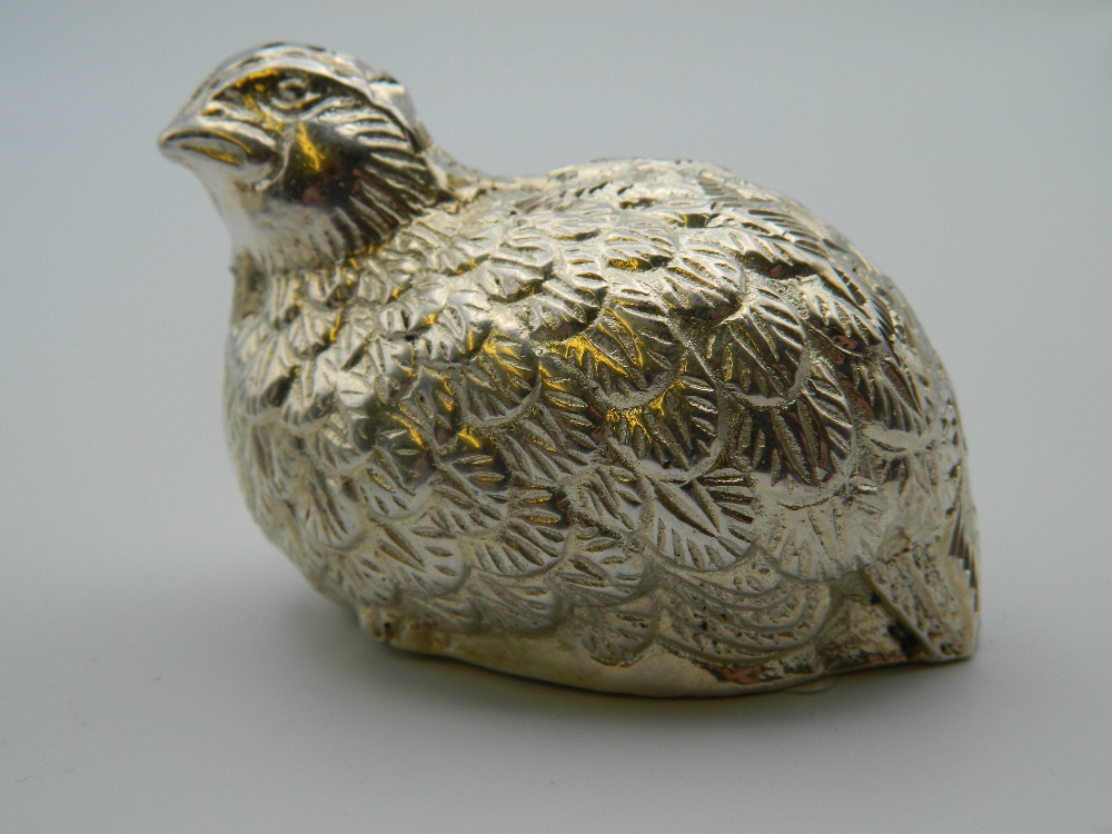 A pair of silver plate cruets formed as partridges. Each 6 cm long. - Image 2 of 5