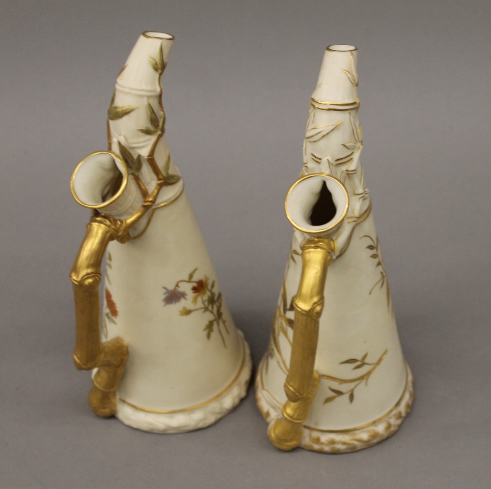 Two Royal Worcester blush ivory ewers. Each 23 cm high. - Image 3 of 5