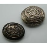 Two Dutch silver pill boxes. The largest 6 cm wide. 69.4 grammes.