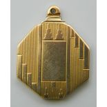 An Art Deco 9 ct gold double picture locket. 2.5 cm wide. 8 grammes total weight.