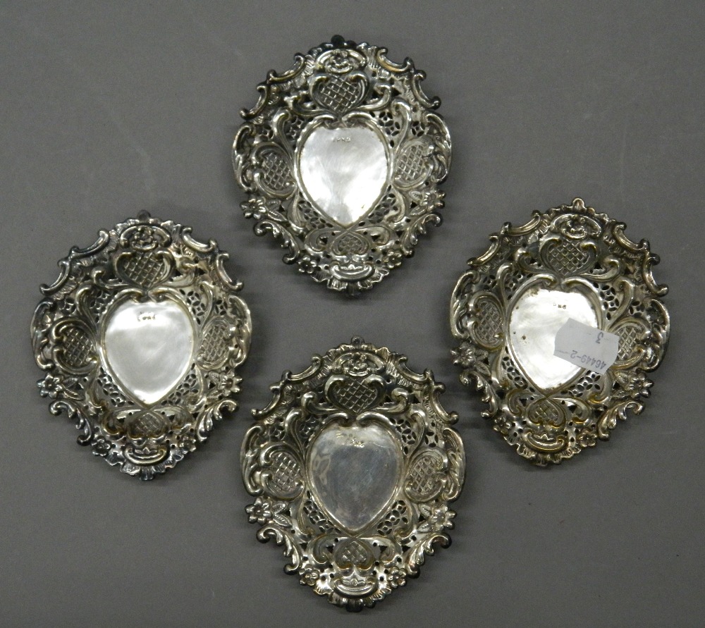 A quantity of silver and silver plate - Image 14 of 17