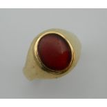 A 9 ct rose gold signet ring. Ring Size Q. 4.7 grammes.