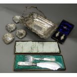 A quantity of silver and silver plate