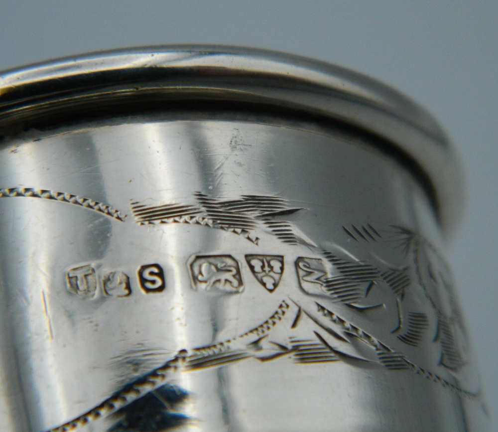 A cased silver napkin ring. 18.3 grammes. - Image 3 of 5