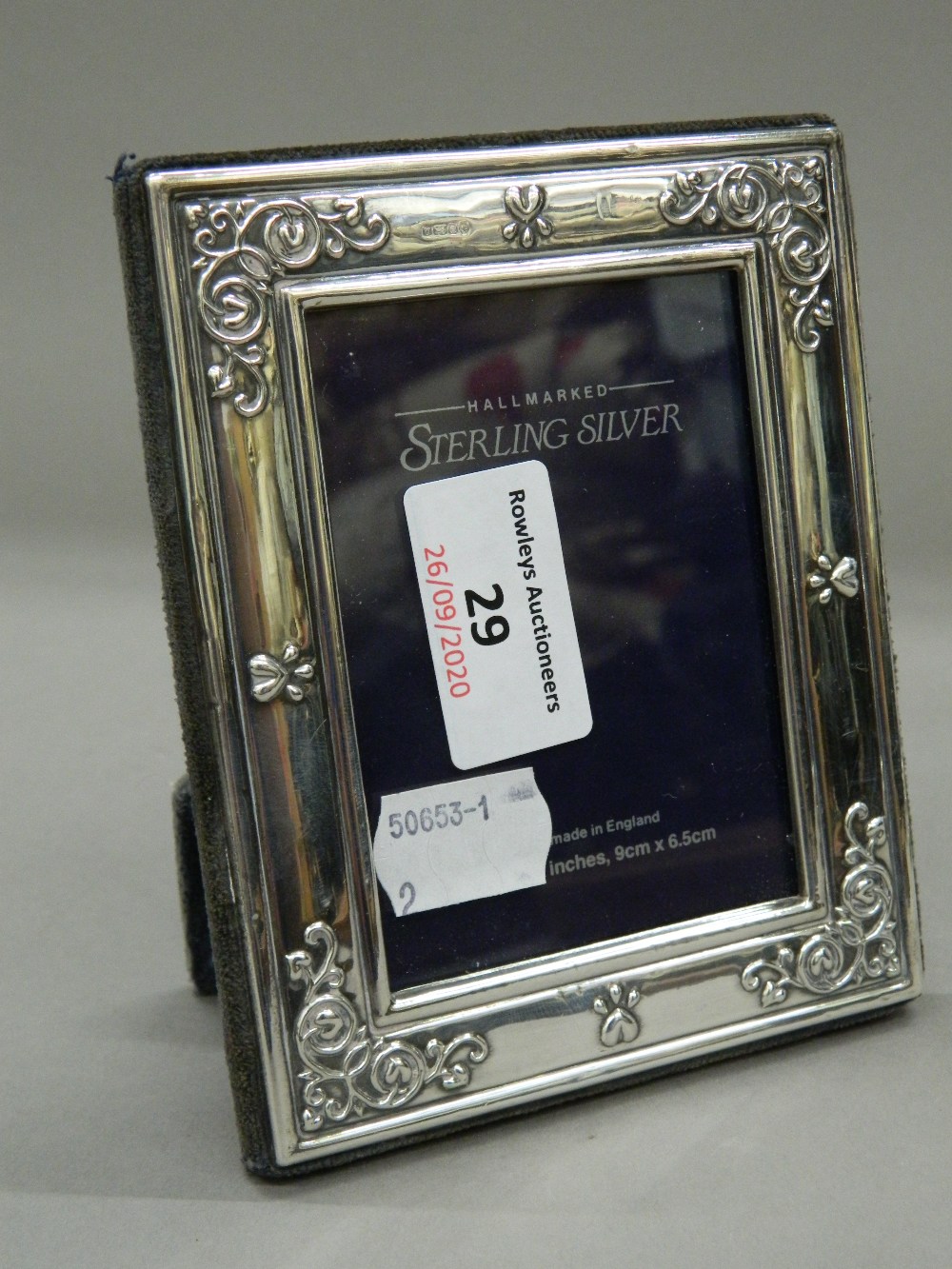 Two small silver photograph frames. Each approximately 10.5 cm x 13 cm. - Image 2 of 7