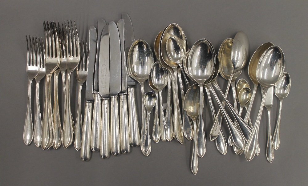 A quantity of silver flatware. 49 troy ounces of weighable silver.