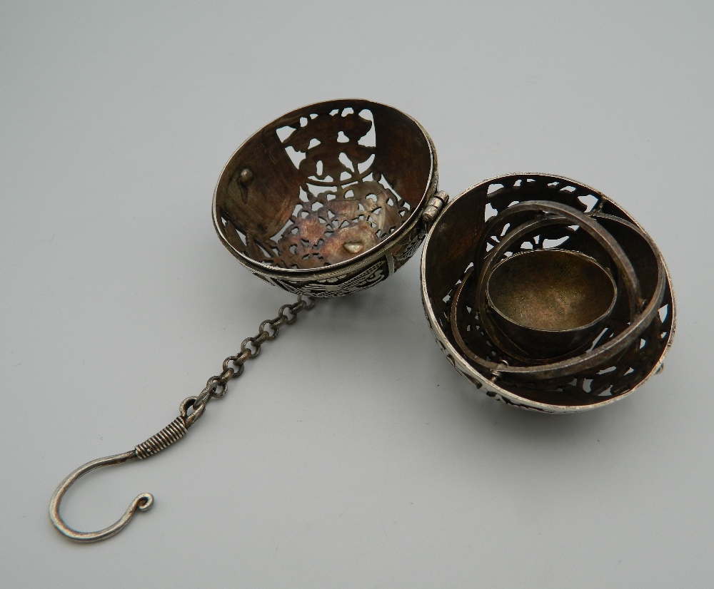 A Chinese ball censer. 5.5 cm diameter. - Image 4 of 5