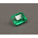 A loose emerald. 1.5 cm long.