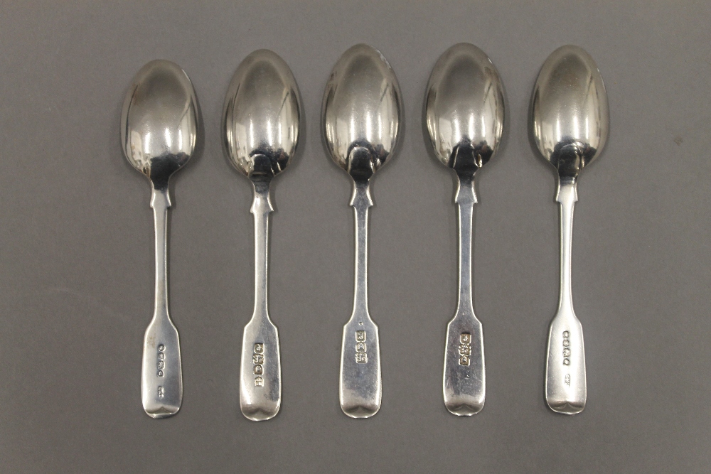 Five Georgian Fiddle pattern teaspoons by George Maudsley Jackson of London. 88.6 grammes. - Image 16 of 17