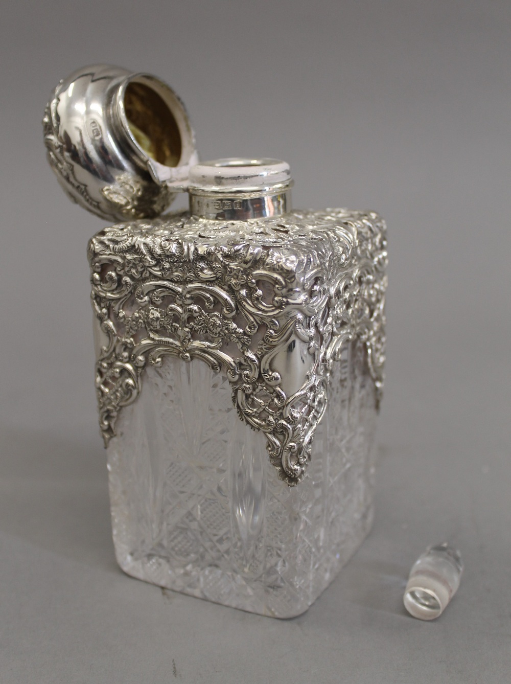 A pair of silver topped cut glass scent bottles. 14.5 cm high. - Image 8 of 9