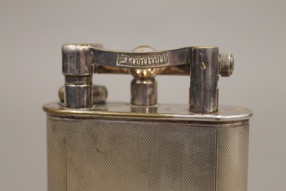A Dunhill table lighter - Bild 4 aus 5