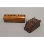 Two vintage treen snuff boxes. The largest 10 cm wide.