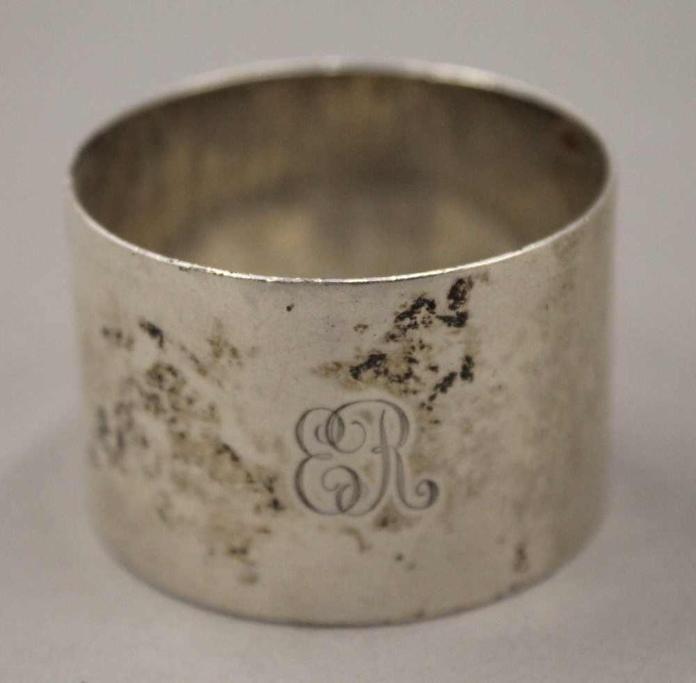 A quantity of small silver items, including napkin rings, mustards, etc. 9. - Image 8 of 30