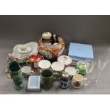 A quantity of miscellaneous ceramics.