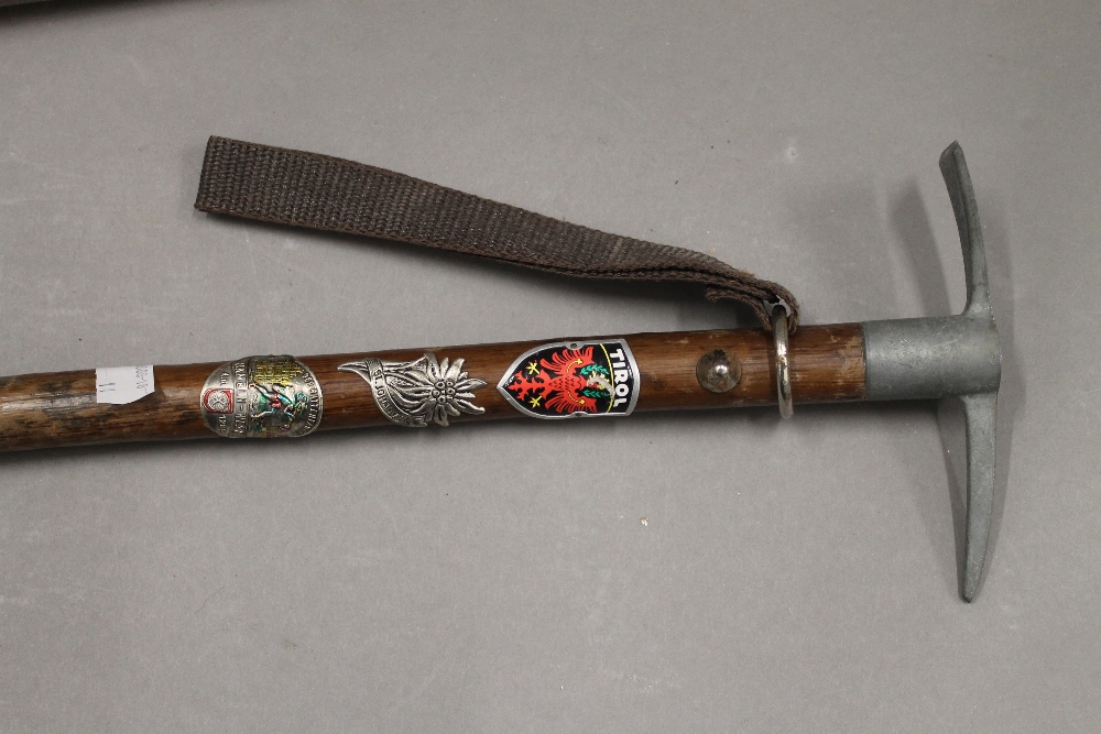 A vintage shooting stick, - Image 4 of 5