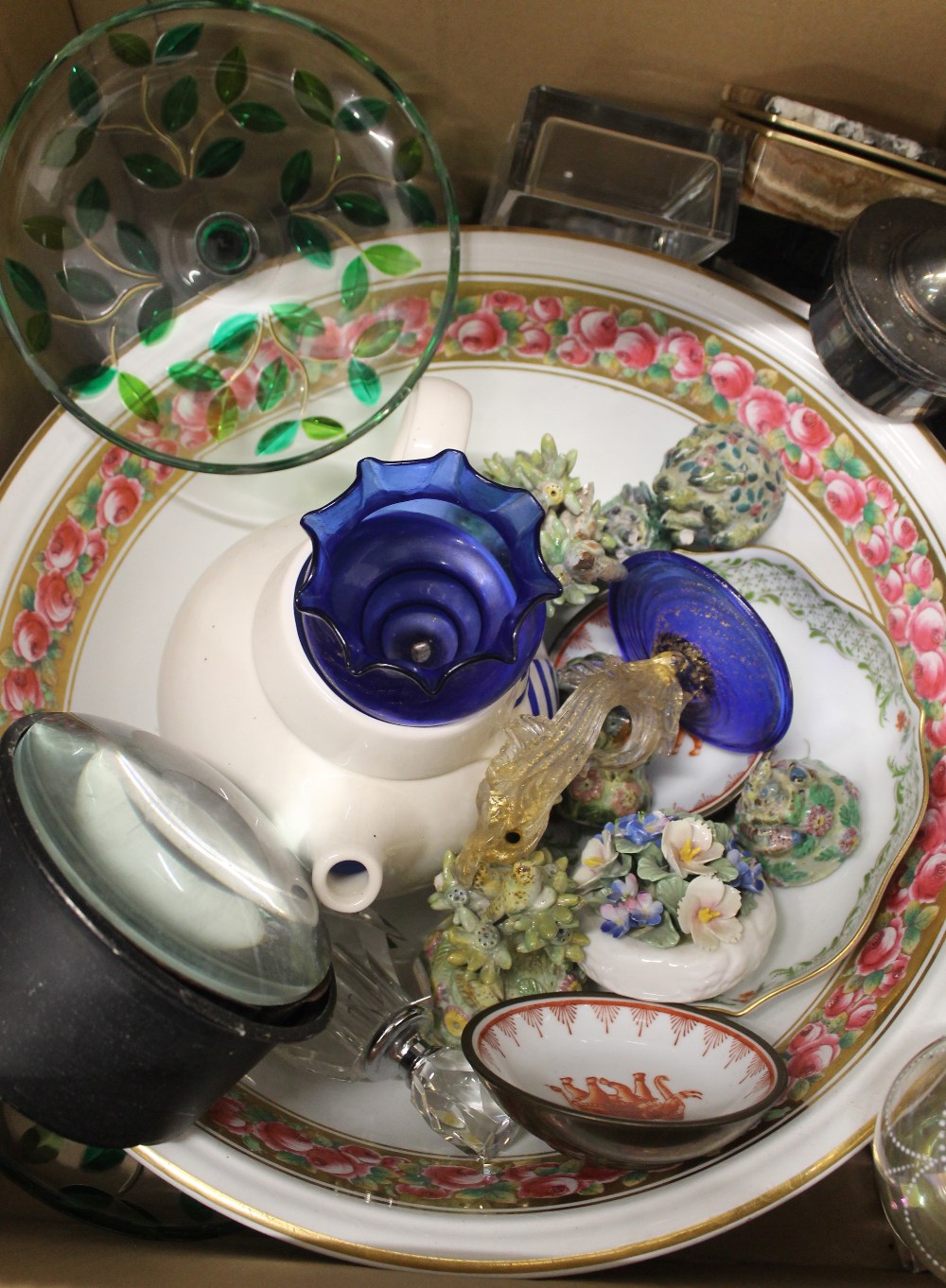 A quantity of decorative ceramics, glass, beadwork tray, etc. - Image 13 of 13