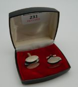 A pair of 925 silver cufflinks. 2 cm wide.