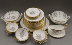 A Spode Chatham pattern dinner service