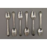 A set of six Georgian bright cut silver teaspoons. 61.2 grammes.