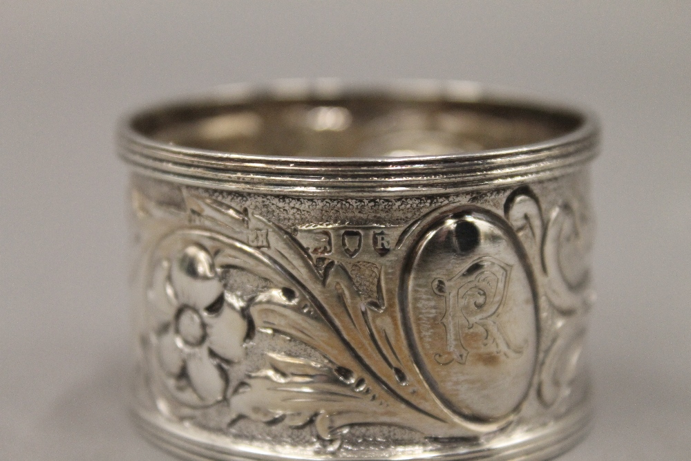 A quantity of small silver items, including napkin rings, mustards, etc. 9. - Image 13 of 30