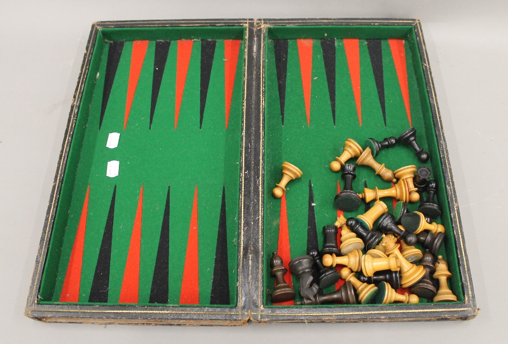 Two chess sets, in boxes. - Image 3 of 11