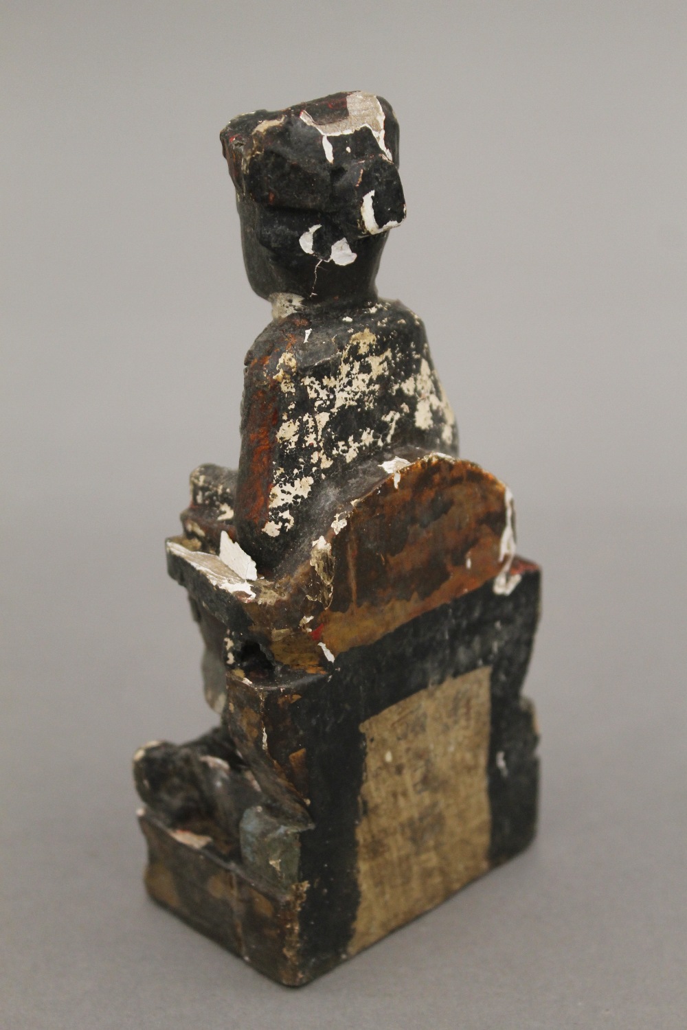 Two small Chinese wooden figures. The largest 13 cm high. - Image 6 of 7