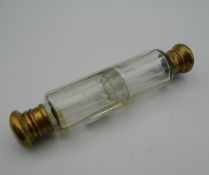 A Victorian double ended scent bottle. 12.5 cm long.