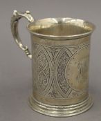 A small Victorian silver tankard. 9 cm high. 4.2 troy ounces.