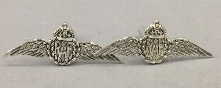 A pair of silver RAF cufflinks. 3.5 cm wide.