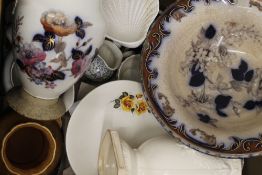 A large quantity of miscellaneous ceramics