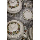 A quantity of Royal Cauldon dinner wares