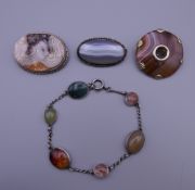 A vintage agate bracelet; together with three silver agate brooches.