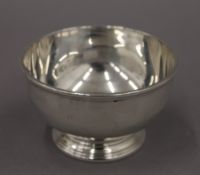 A silver footed bowl. 9.75 cm diameter. 5.6 troy ounces.