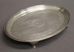 A small Georgian silver tray. 16.5 cm long. 4.2 troy ounces.