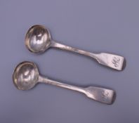A pair of Victorian silver mustard spoons. 10.5 cm long. 28.6 grammes.