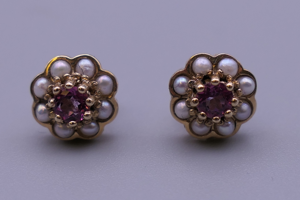 A pair of 9 ct gold pink tourmaline and pearl earrings. 8 mm high. - Image 2 of 6