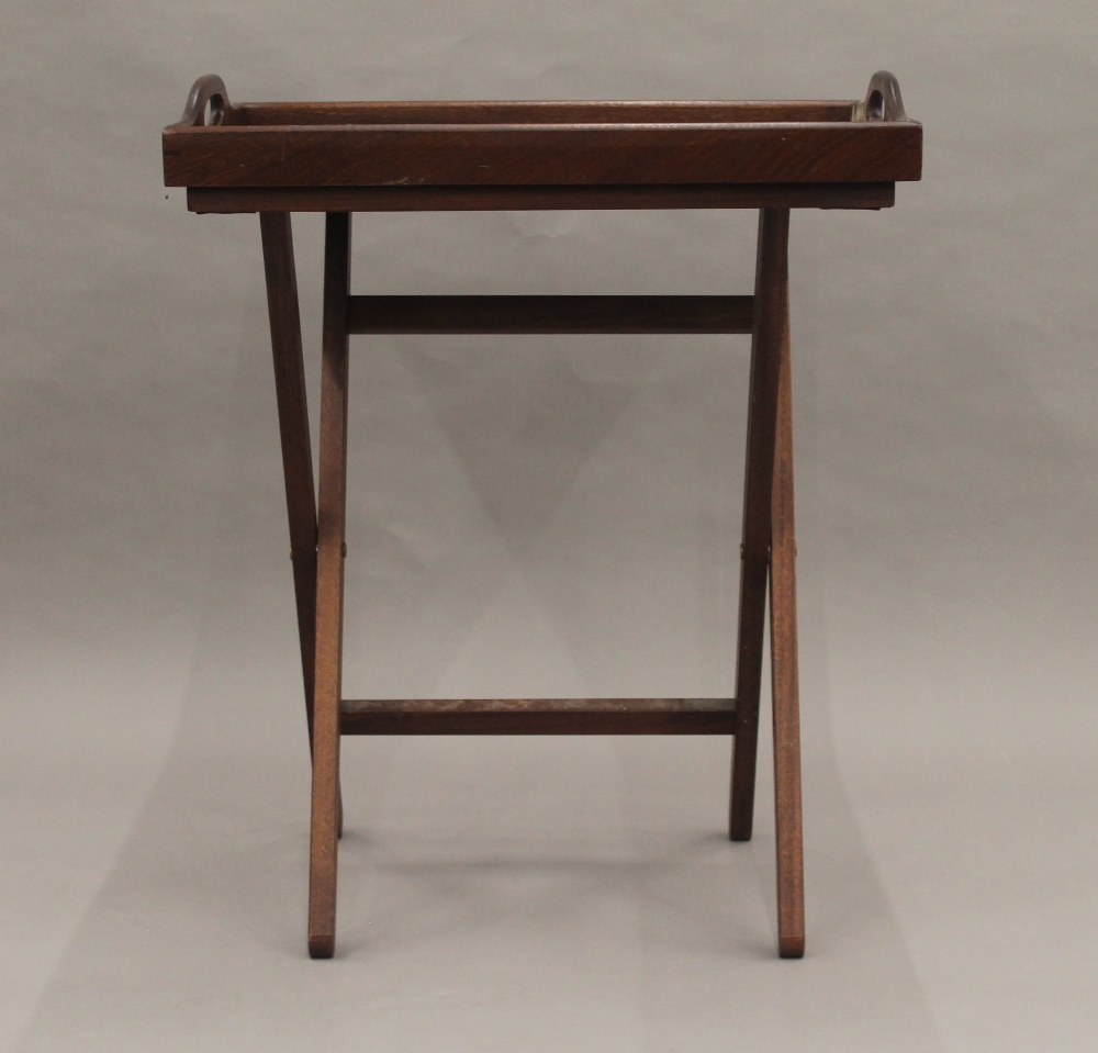 A modern butler's tray on stand. 61 cm wide. - Image 2 of 6