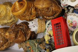 A quantity of miscellaneous ceramics,