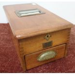 Vintage mahogany cased till with internal label for instructions for working and slide out drawer (