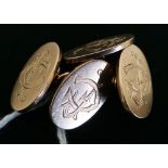 Pair of 9ct gold chain-link oval initialled gents cuff links