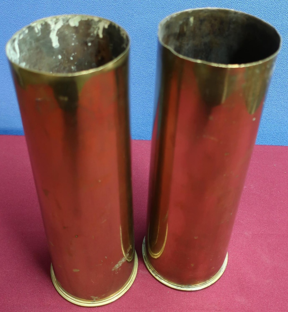 1917 18PR shell casing and a 1942 25PR shell casing