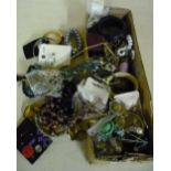 Box containing quantity of mostly modern costume jewellery inducing necklaces, bracelets,