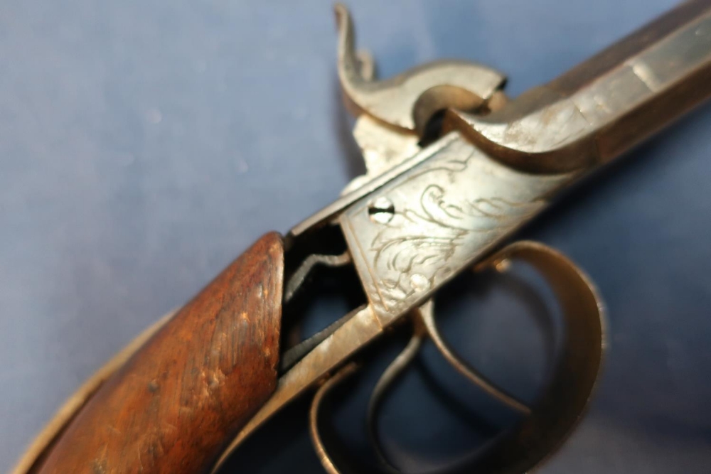 Double barrelled side by side percussion cap .44 pocket pistol with 3 1/4 inch octagonal turn off - Image 2 of 3