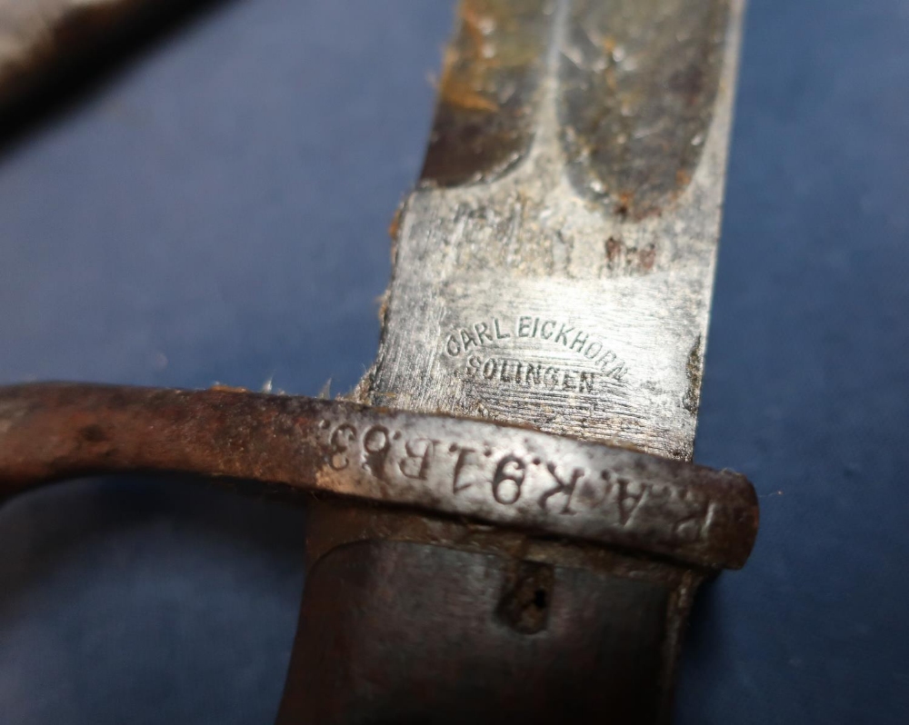 German Mauser bayonet with 14 1/2 inch swollen point blade by Carl Eickhorn Solingen, with various - Image 2 of 2