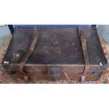 Vintage canvas and leather bound travelling truck (91cm x 51cm x 33cm)