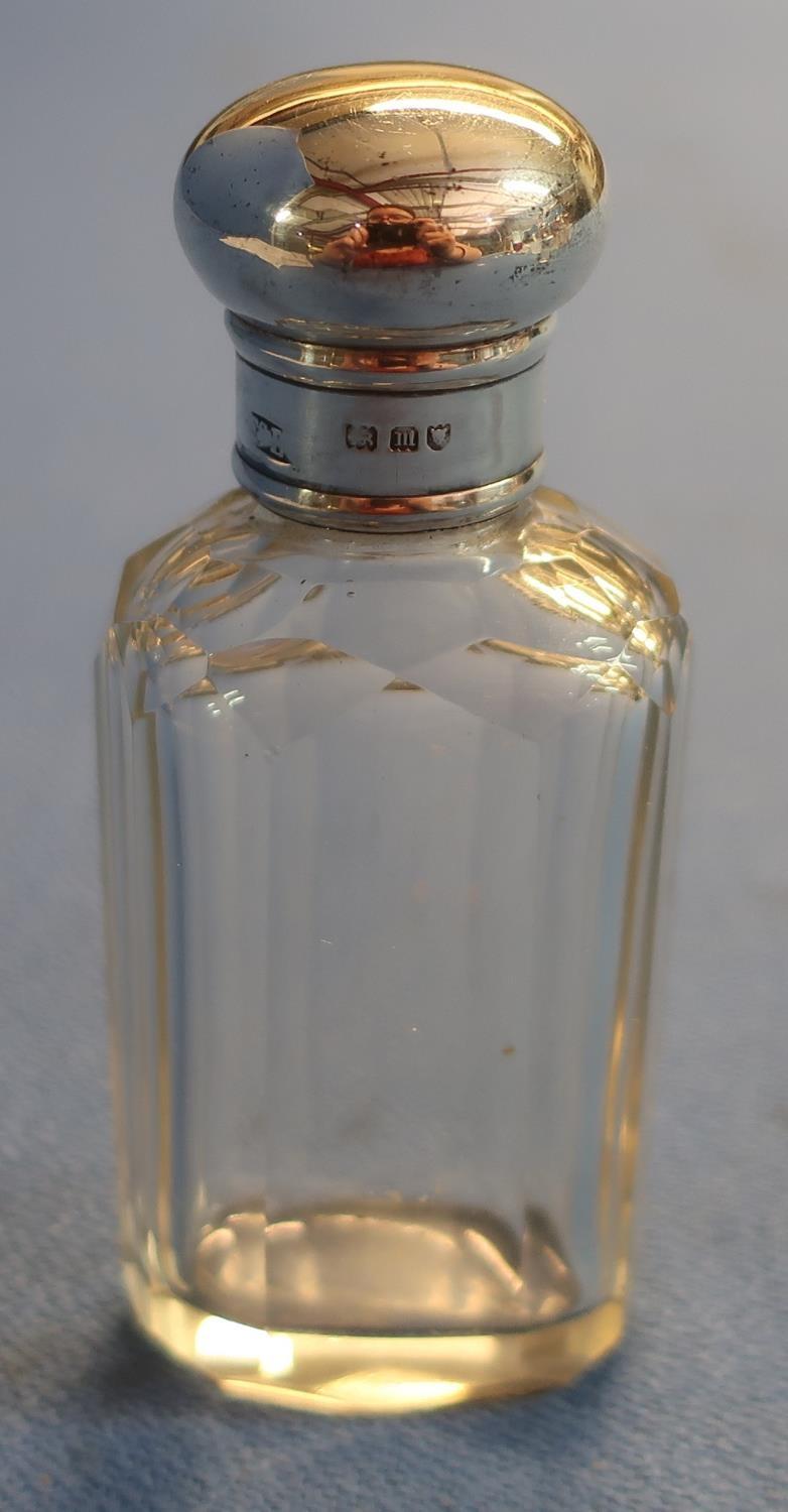 Three silver hallmarked topped glass scent bottles and another glass scent bottle (4) - Image 4 of 7